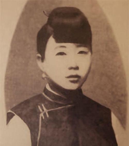 1936年，民国第一妓女去世，竟有数万群众赶来为她送行。就连张大千、齐白石都跑来