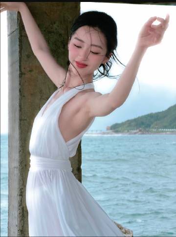 当我用虚拟打开邓恩熙的视频 嘿呀！当我用虚拟视角打开邓恩熙的视频，兴奋得我差点跳