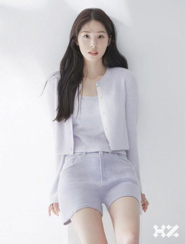 徐恩秀 有望出演tvN新剧Gift 女主角，合作金宇彬 。徐恩秀饰演体育教师兼女