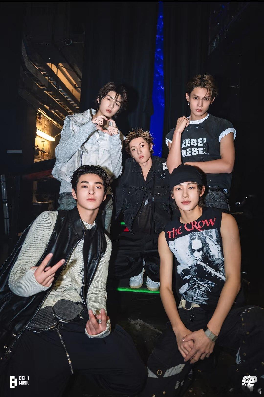 cortis没有一帧是废片 沦陷了！CORTIS的镜头像开了挂，随便一帧都是杂志