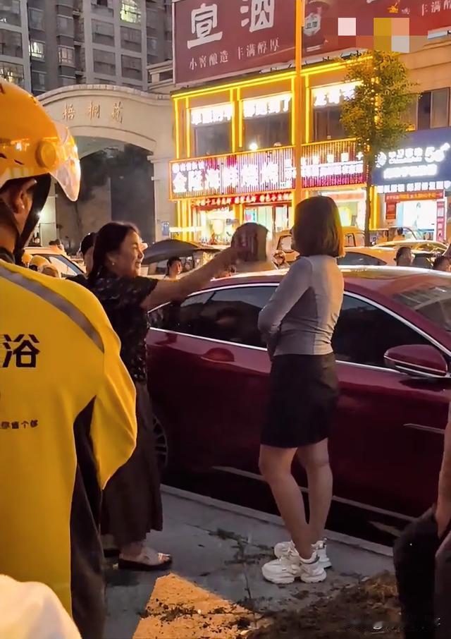 这才是好婆婆！安徽，一位婆婆得知自己的儿子在外面有了家事，自知儿子对不起儿媳妇，