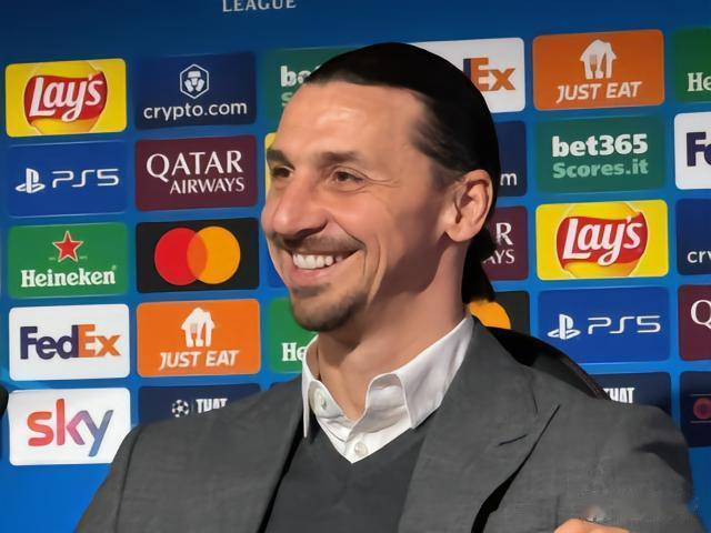 【伊布谈阿尔米隆因遮嘴吃红牌：接下来FIFA会像给狗一样给球员戴上口套】据《全市