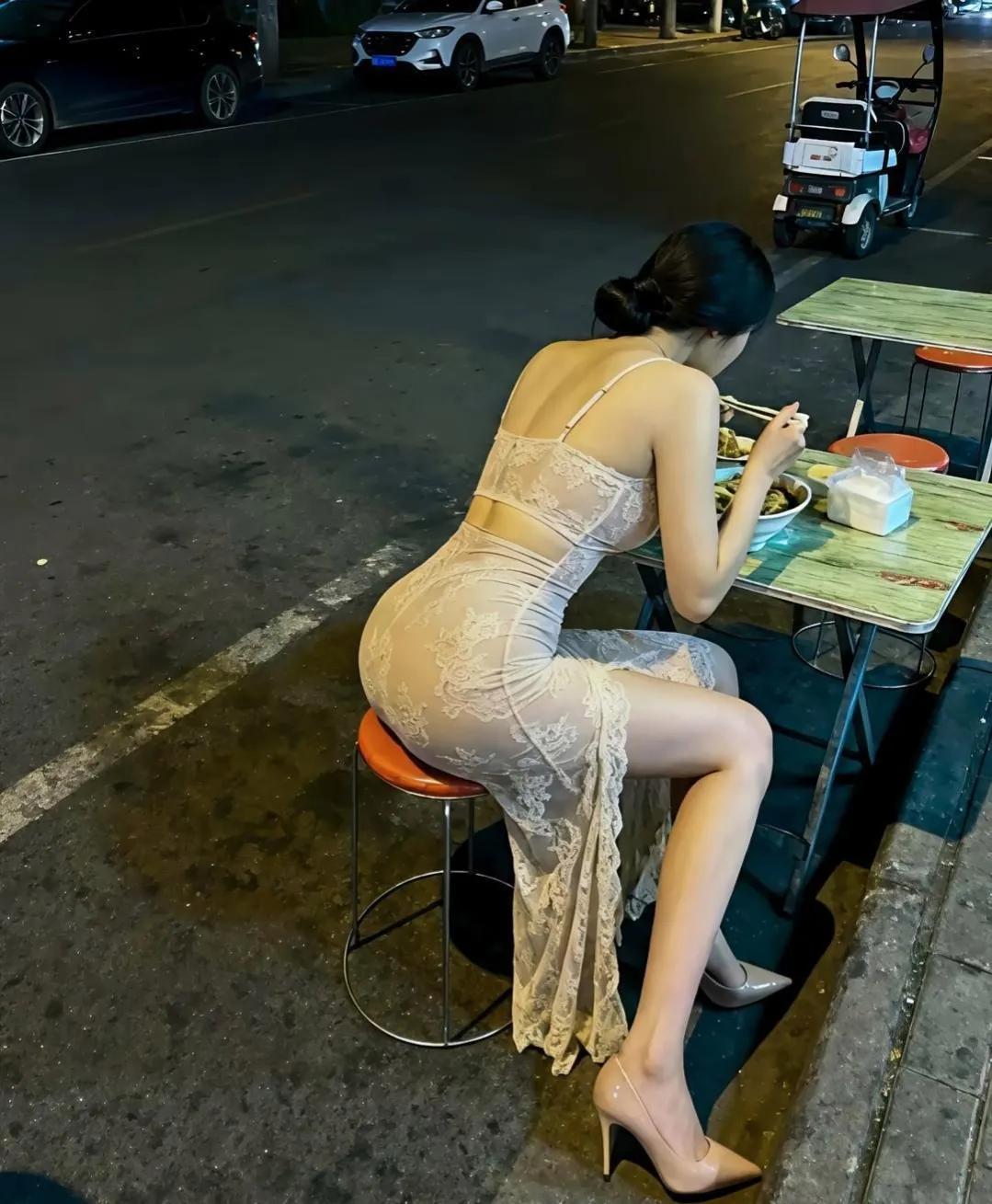能迎来这样的客人，老板会不会觉得蓬荜生辉啊。
