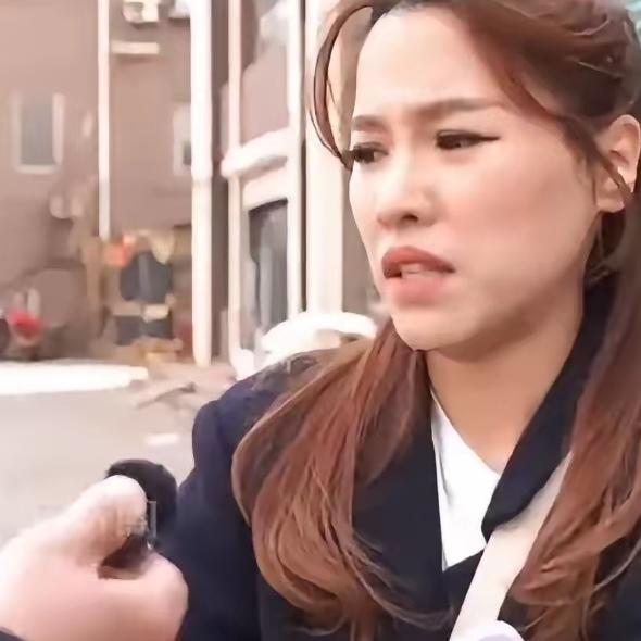 去年夏天李女士攒了多年钱终于拿下这套400平的房子，经人介绍找了家装修公司，对方