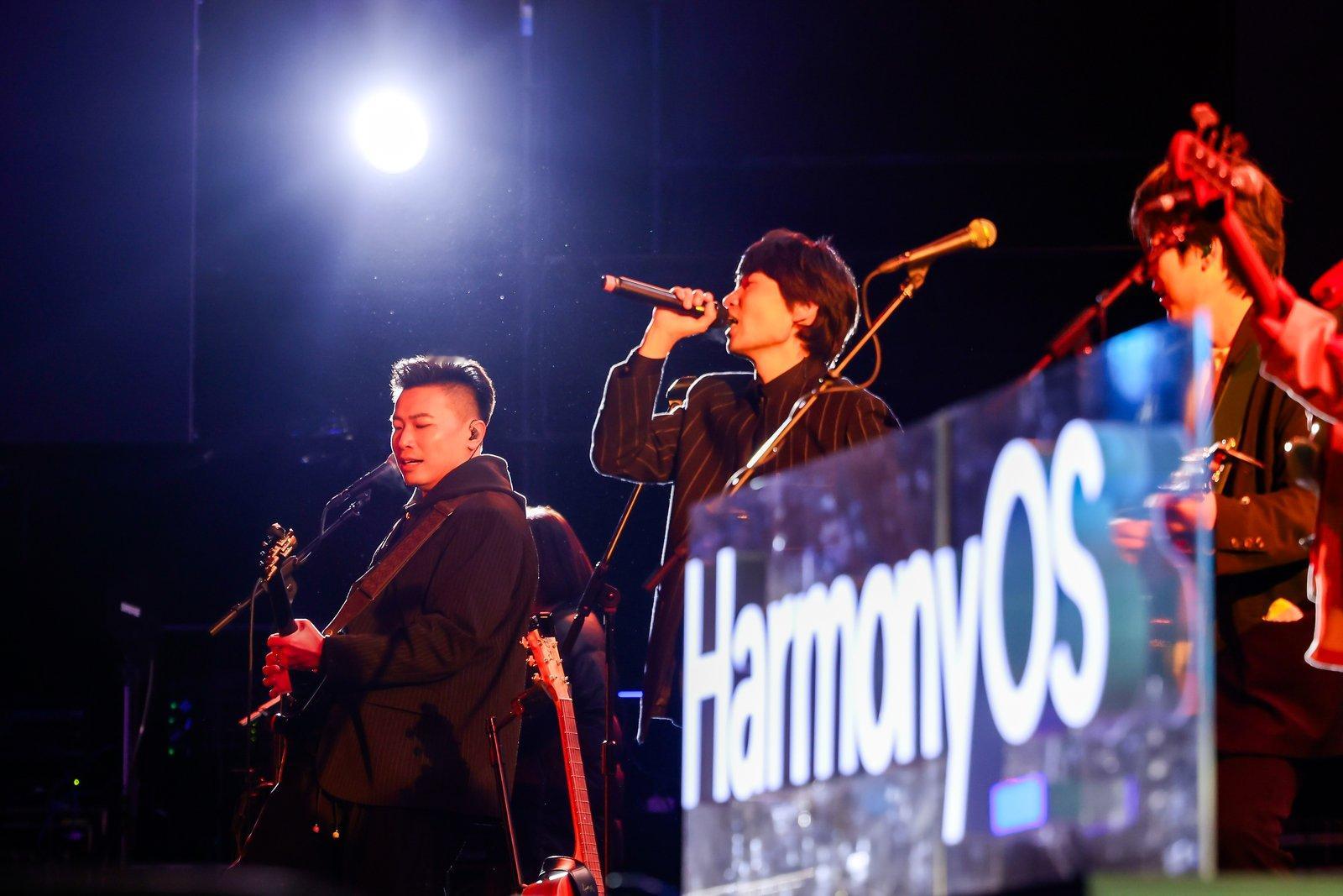 如果你知道我在周末参加了中国社科大知行乐章太校园音乐节你也会觉得我很幸福，鹿先森