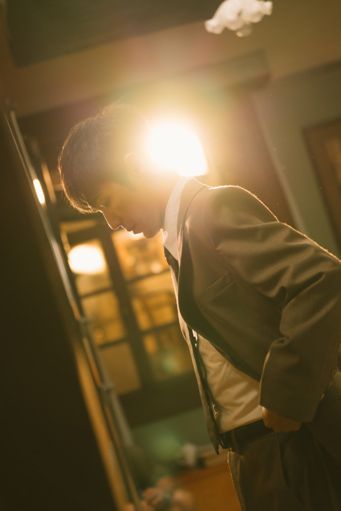 太好了是白宇演的热血群像剧 刚重温《乔家的儿女》就刷到新剧杀青！白宇从贴心大哥变