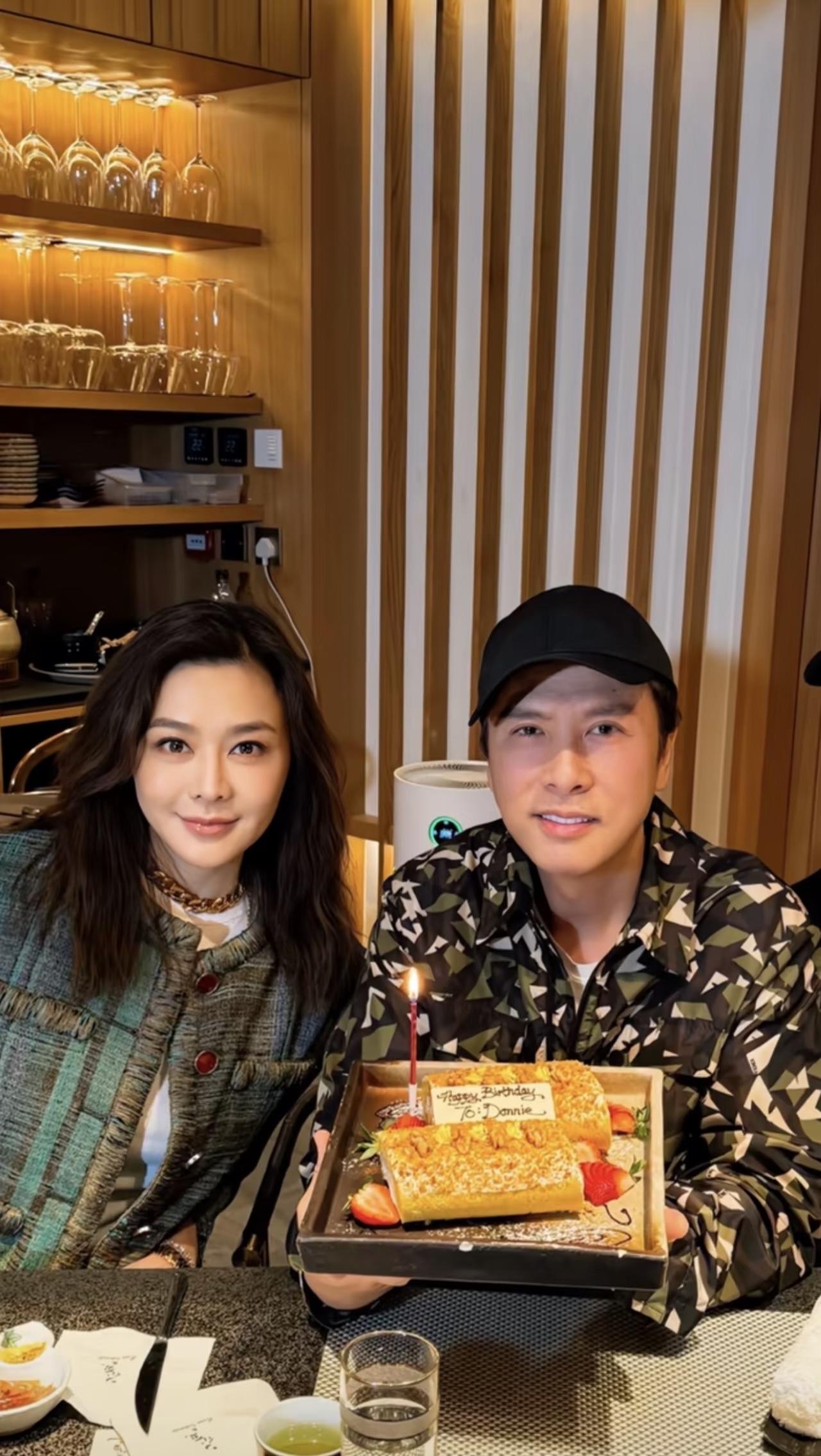 甄子丹过63岁生日，
状态真好，
特别显年轻，
一群名媛，贵妇为他庆生！