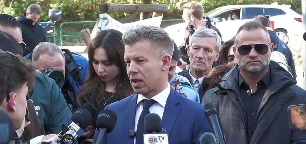 美国拦不住！匈牙利新总理将访华，11字定义中国，中匈关系大变天..
 
匈牙利大