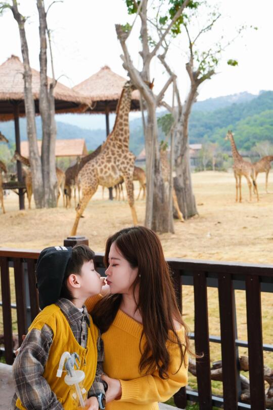 亲子 | 原来男孩的温柔都藏在妈妈的镜头里