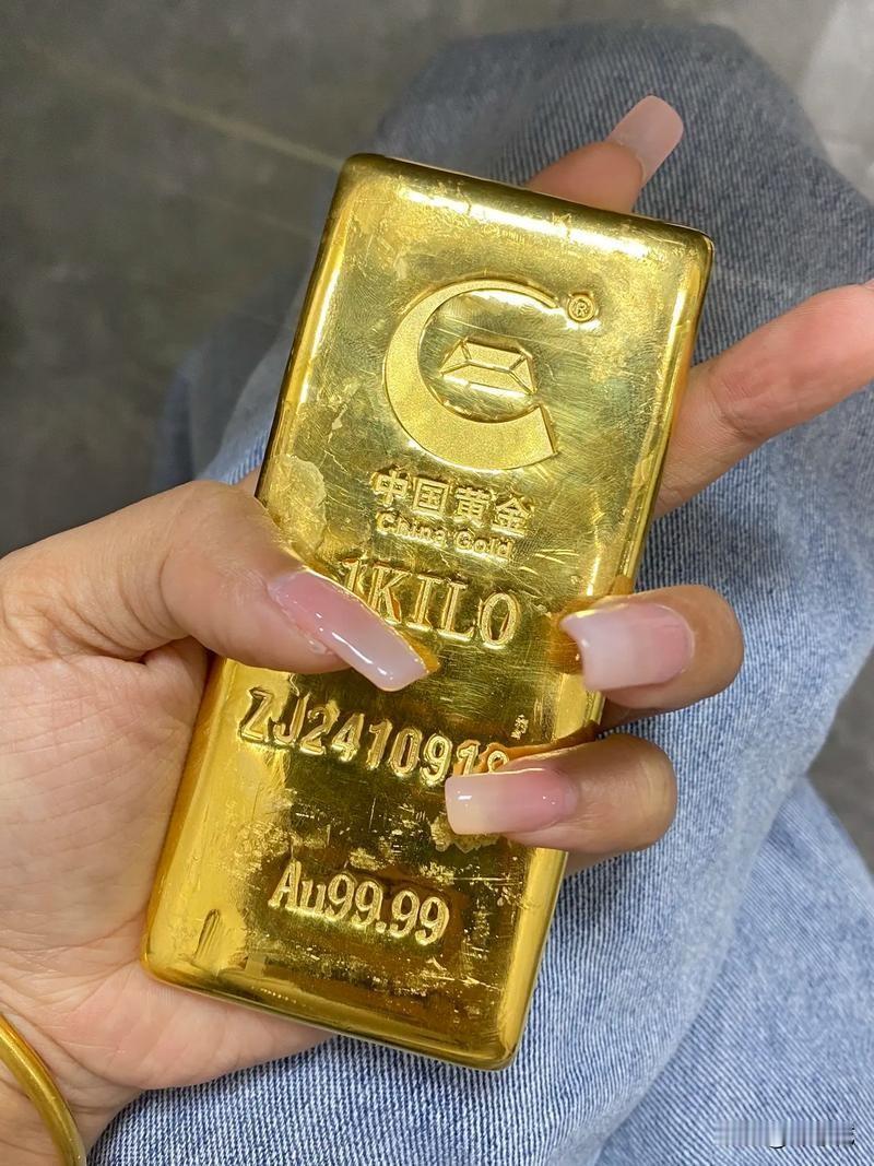 买卖黄金——量力而行

二十多年涨了十倍！炒完牡丹炒君子兰，炒完房子炒黄金，人性