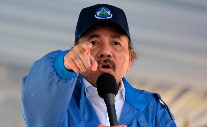 硬刚美国！小国官宣永久取消大选，彻底断绝美式革命，西半球震动。
 
面对美国持续
