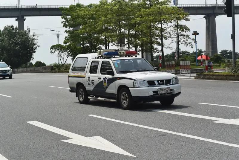 我们小区处于禁燃区域内。昨天是小年，按习俗本是燃放烟花的日子。不过，小年这天可把