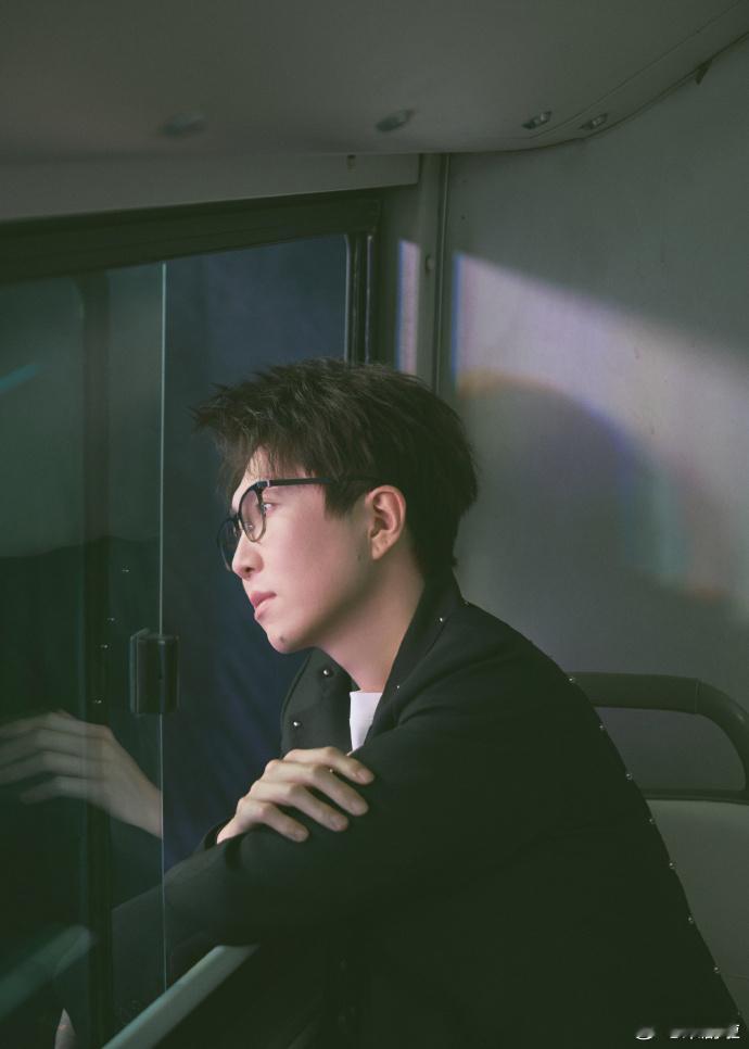 毛不易北京演唱会今日开票今日开启优先购！毛不易北京演唱会定档9月26日工体，明天