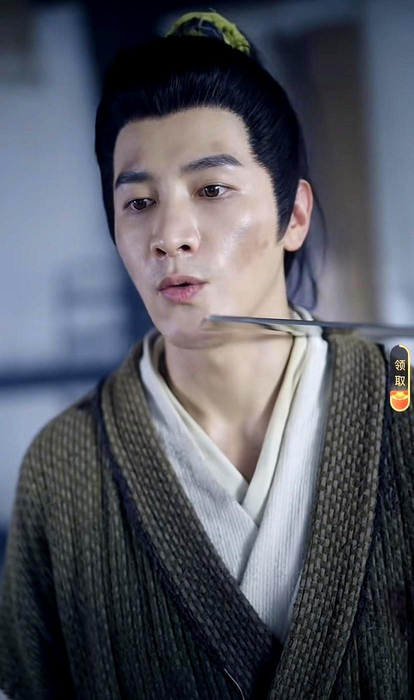 潘子剑版被埋了？18亿播放仍翻不了身
 
原版上线撞上《千金谋》，流量被吸光。豆