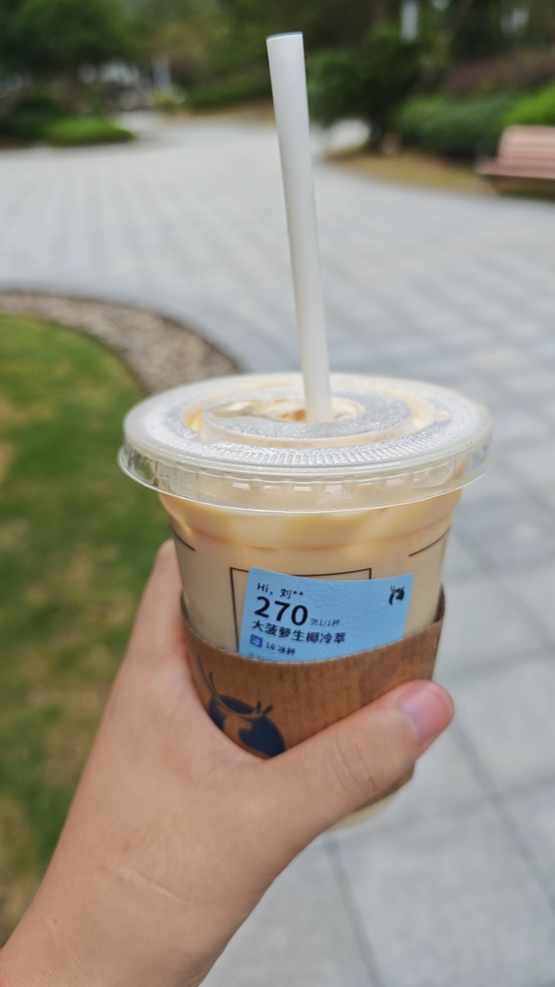 是谁住在深海的大菠萝里 ​​​