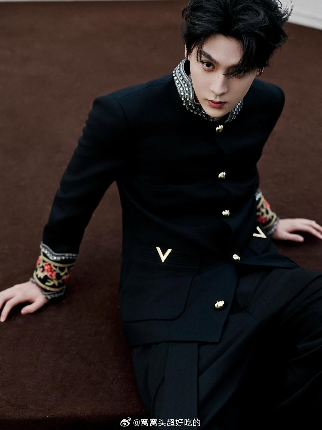 田栩宁ins更新，让柠檬水好好休息，封面这张好绝。 