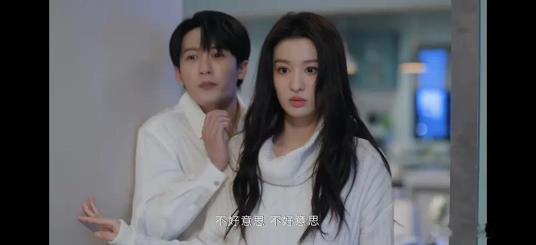 王楚然和檀健次的现偶来了，檀健次这是在干什么？ 