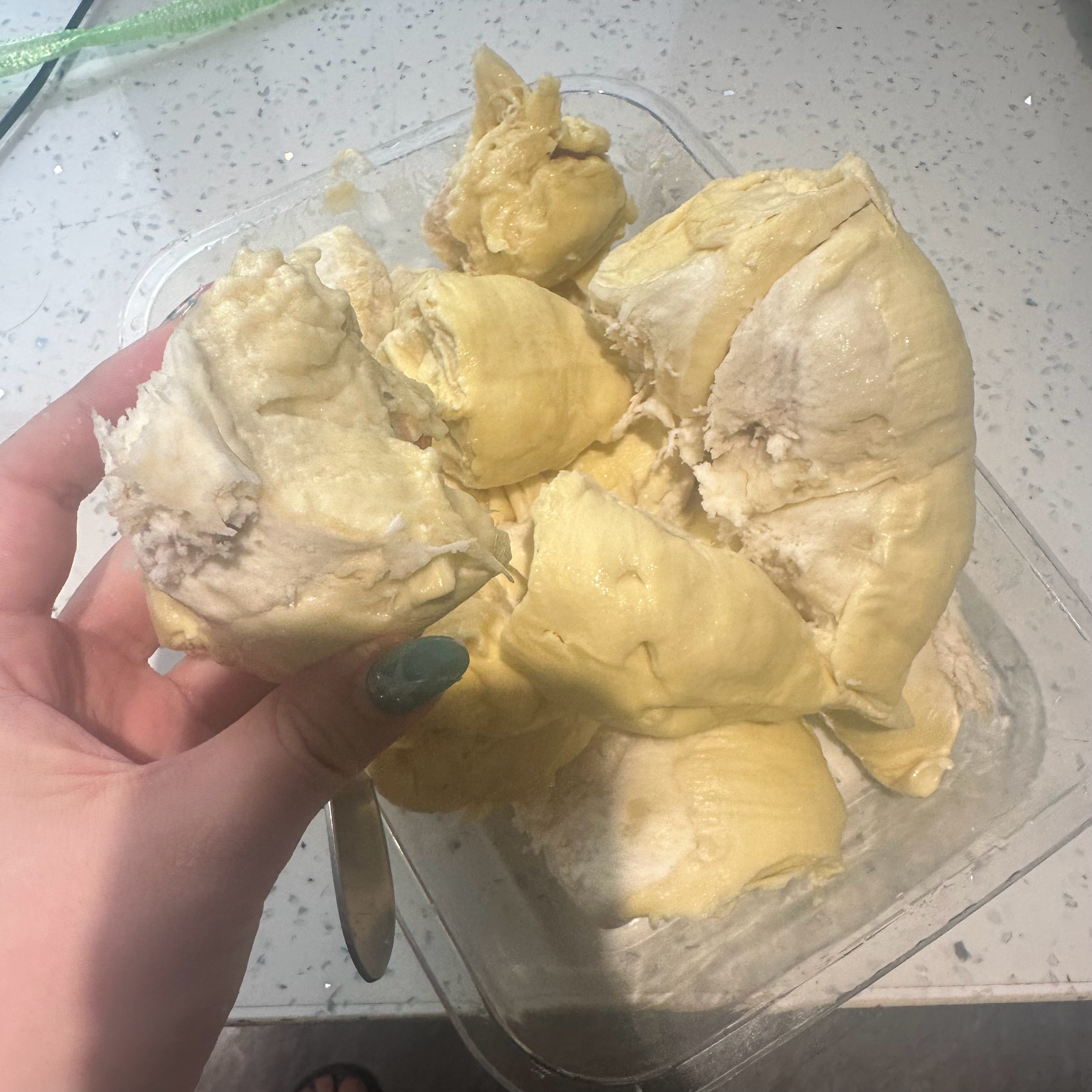 全世界最爱拆榴莲之人 