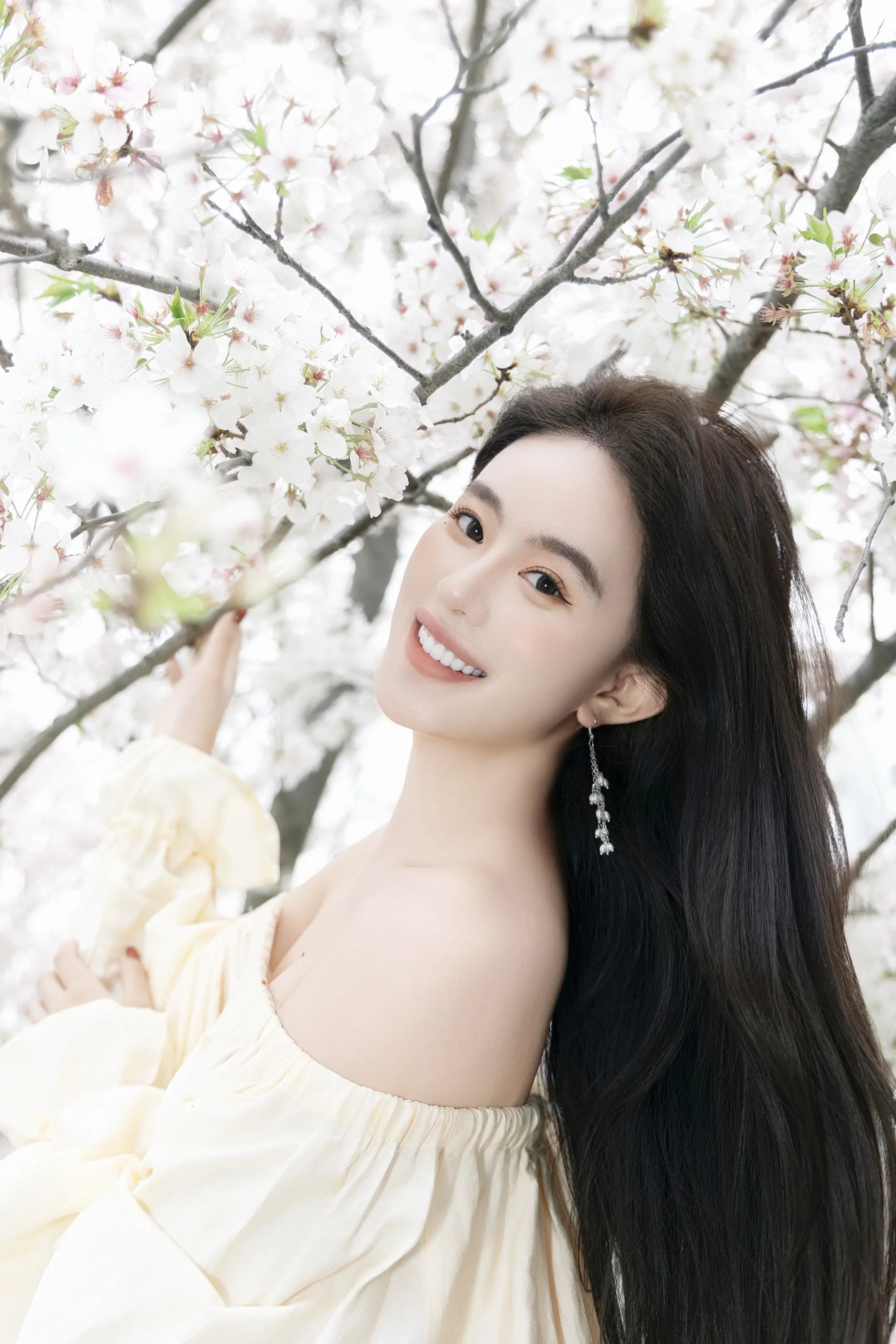 樱花树下站谁都美我的爱给谁都热烈 清纯甜美 武大樱花