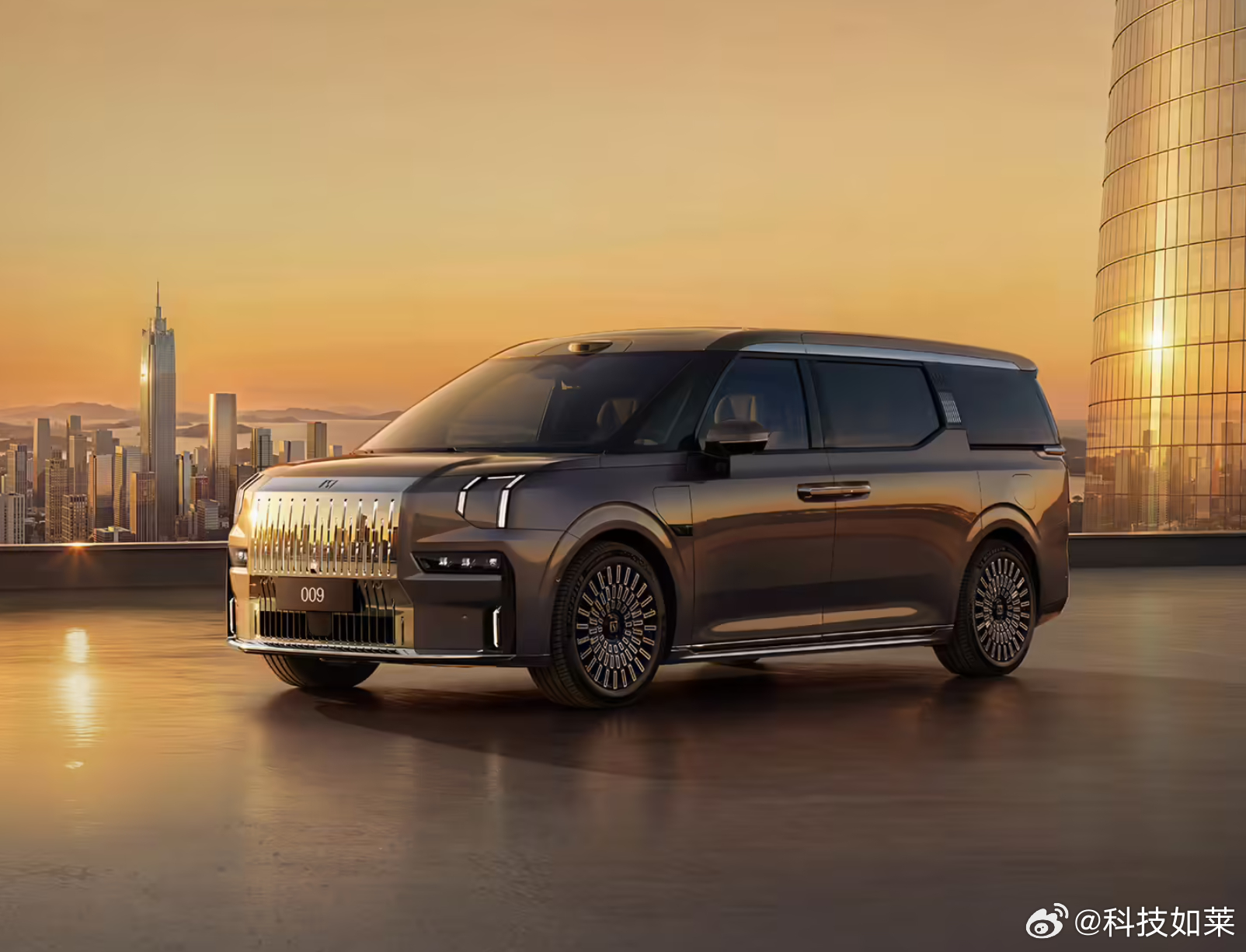 极氪009MPV上市，权益后限时售价41.38万元起，感觉如何？ 
