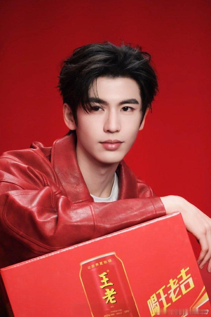 湖南卫视考古张凌赫 张凌赫的综艺名场面必须反复刷！湖南卫视考古放出当年舞台，走秀