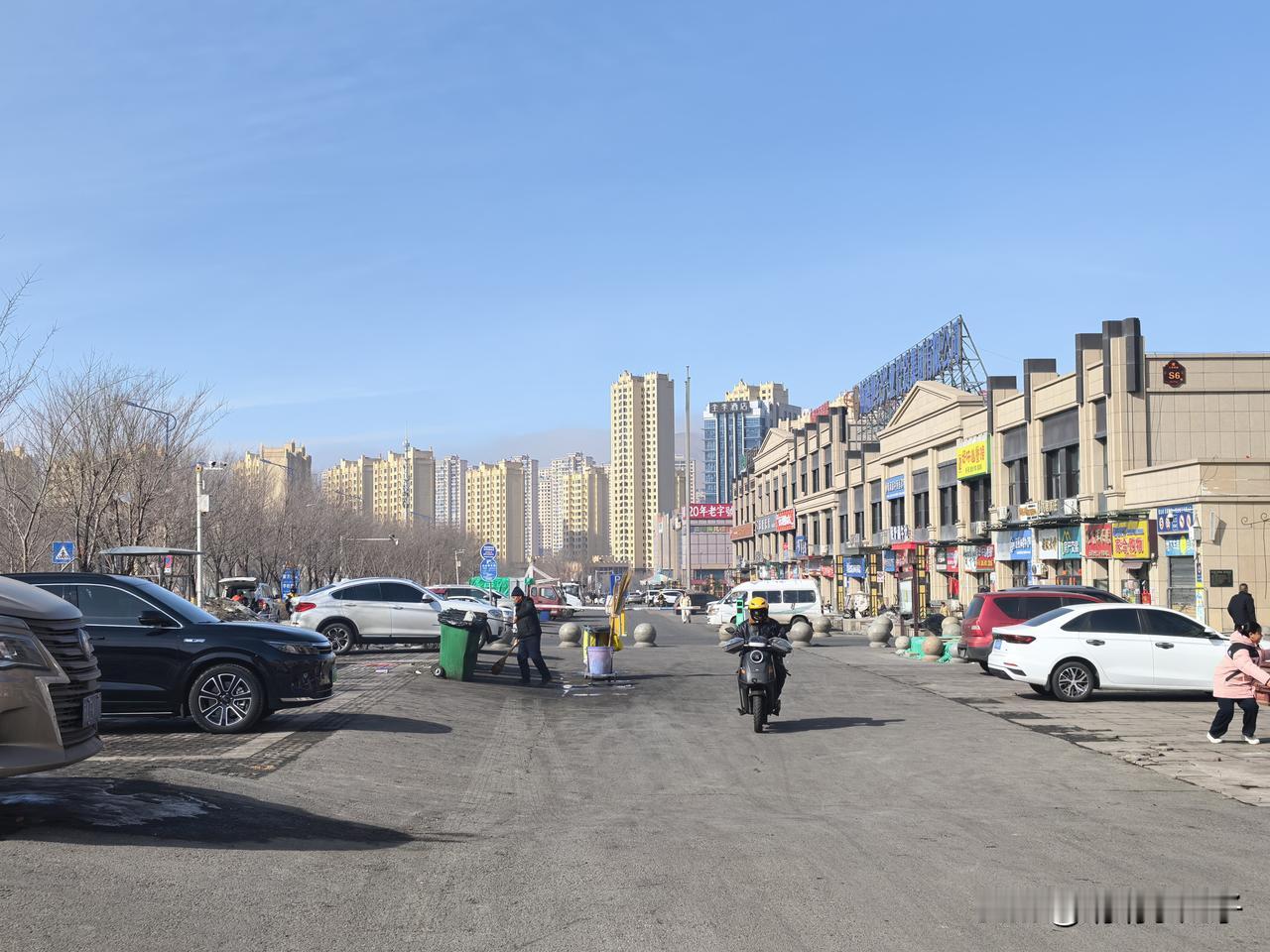 今天接到热力公司电话，提醒10号前别忘了交暖气费，不然就要收3‰的滞纳金。但为了