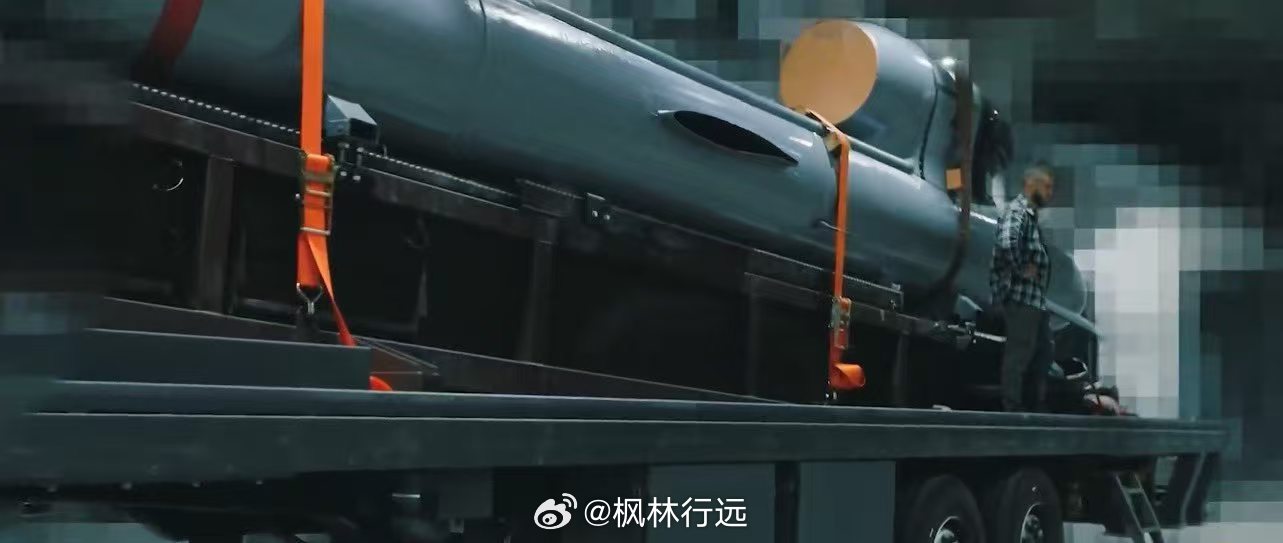 🦩🇺🇦🚀记者谢尔希·佩切夫（Serhii Peichev）参观并展示了“