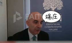 全世界都知道乌克兰的下场。保加利亚籍欧洲议会议员彼得·沃尔金表示，“乌克兰就像一