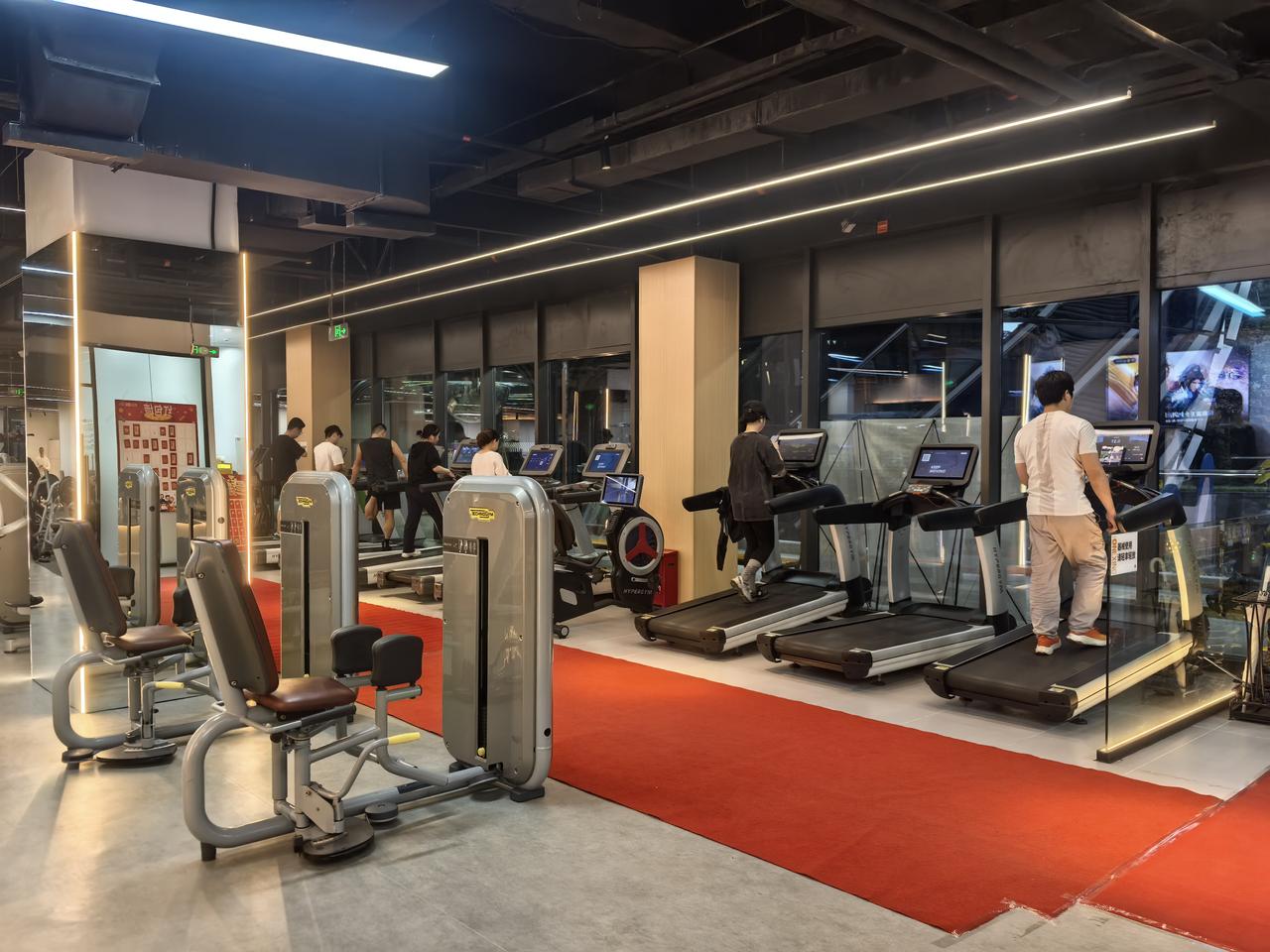 还是得保持运动！[加油]