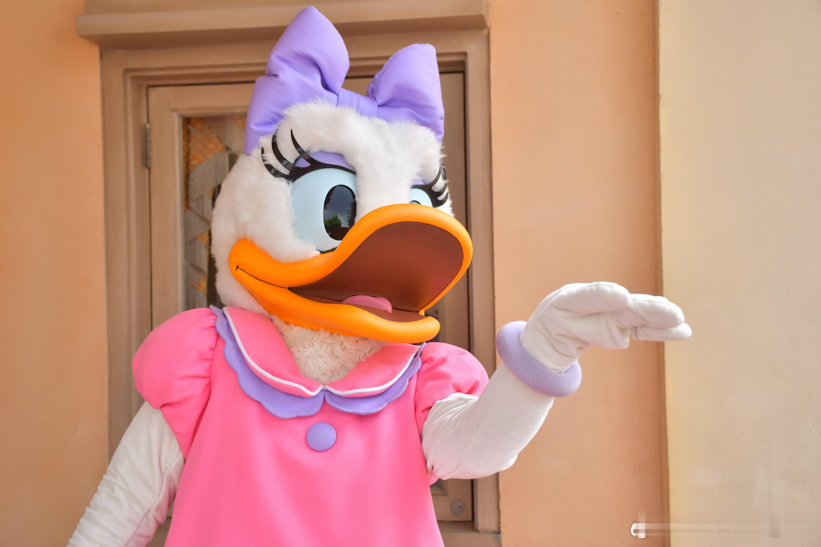 用黛丝的飞吻做预告[么么哒] ​​​