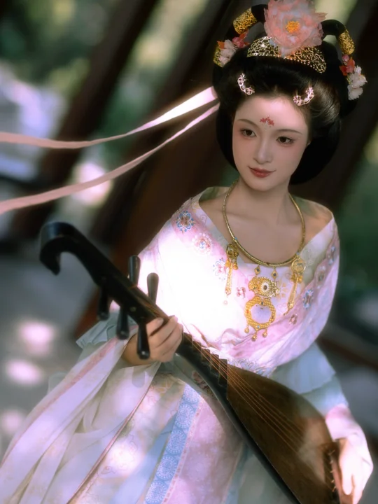 惊破霓裳羽衣曲