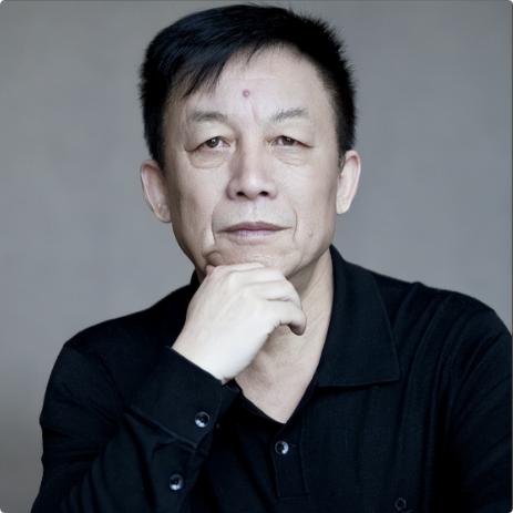 易中天说：“读懂历史不忍细看，你会发现一个可怕的真相，好人其实并没有好报，坏人也