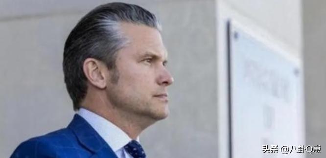 美国防长曾罕见直言：一旦开战，半小时内美航母将全部沉没！这句话让无数美国人破防，