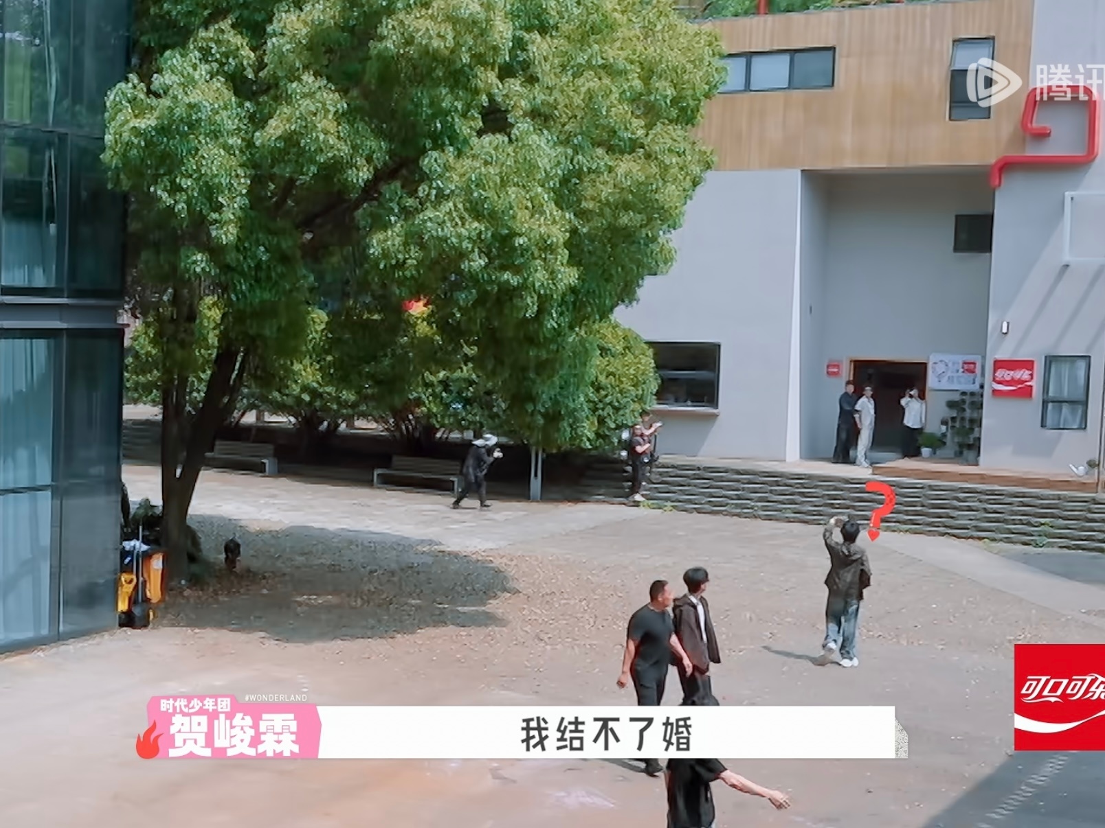 他也知道他马上到法定了，最近铁了心的要梦女