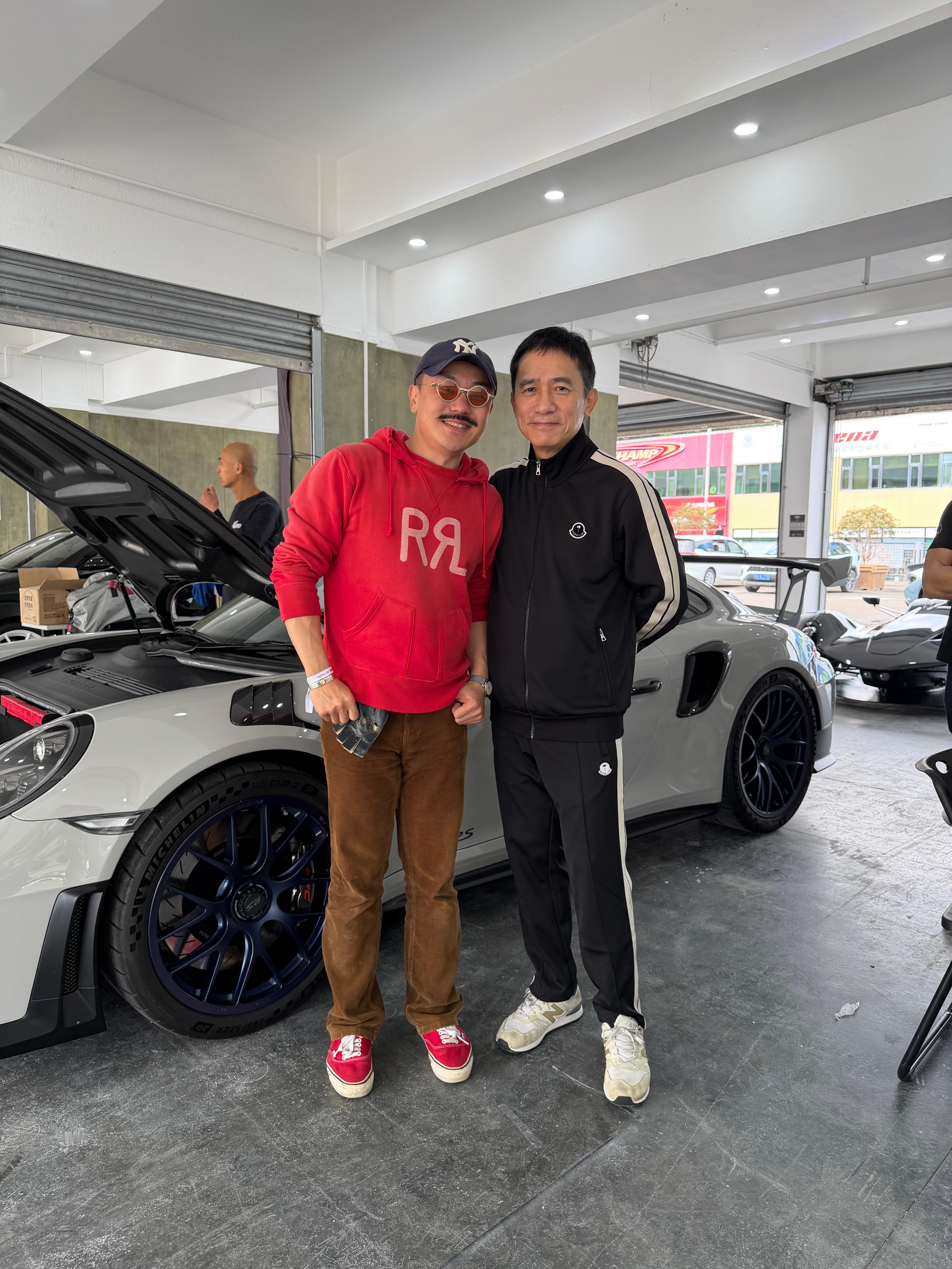 ALI同影帝梁先生在此给大家拜年啦祝大家龙🐴精神，🐴到成功，🐴年行大运❗️