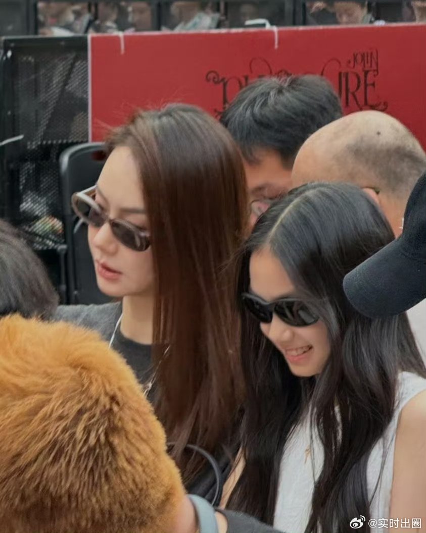 11岁Lucky都这么大了 戚薇李承铉女儿Lucky长这么大了11岁Lucky都