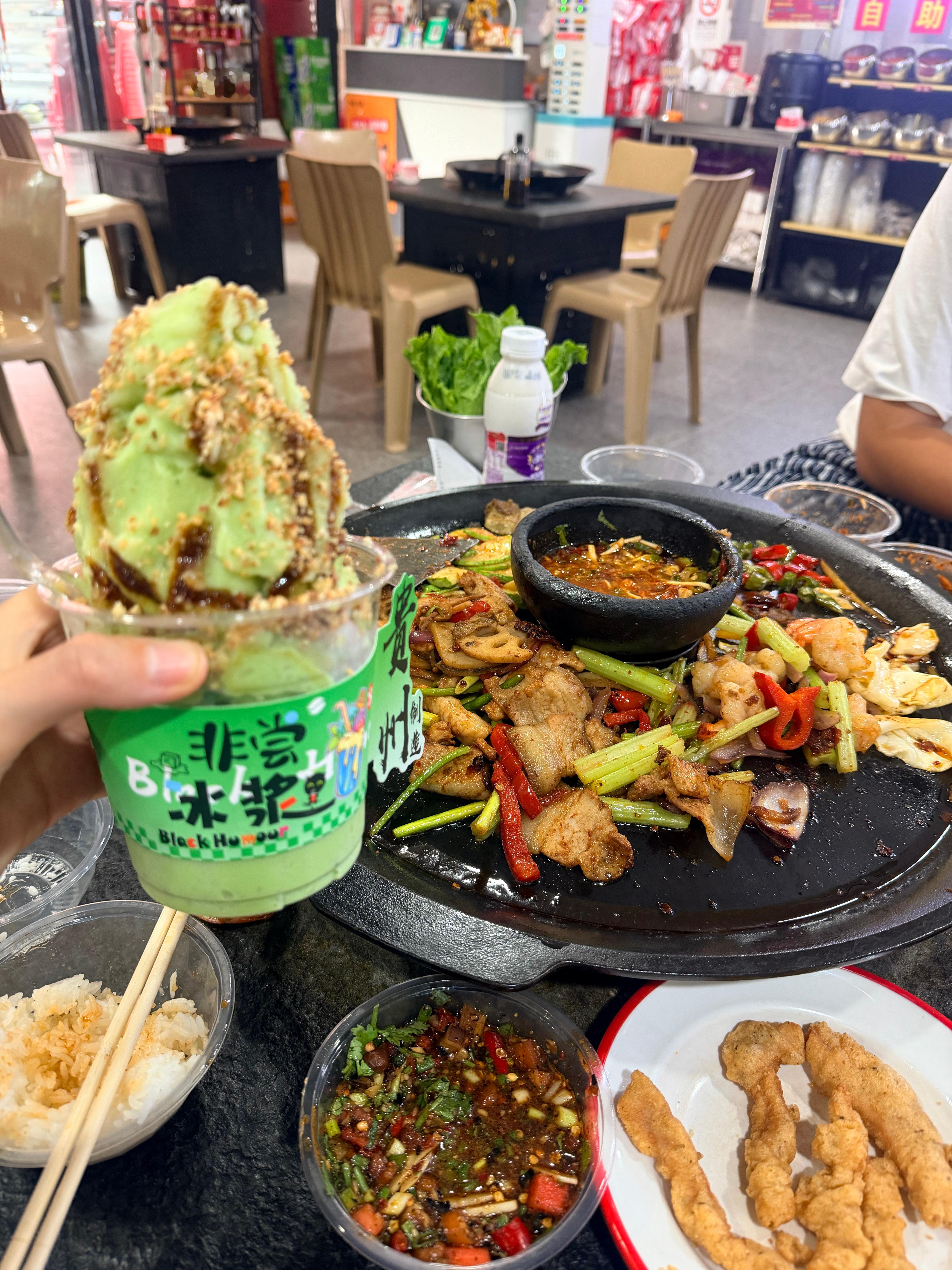 累的不行，吃点烙锅补补[思考]  ​​​