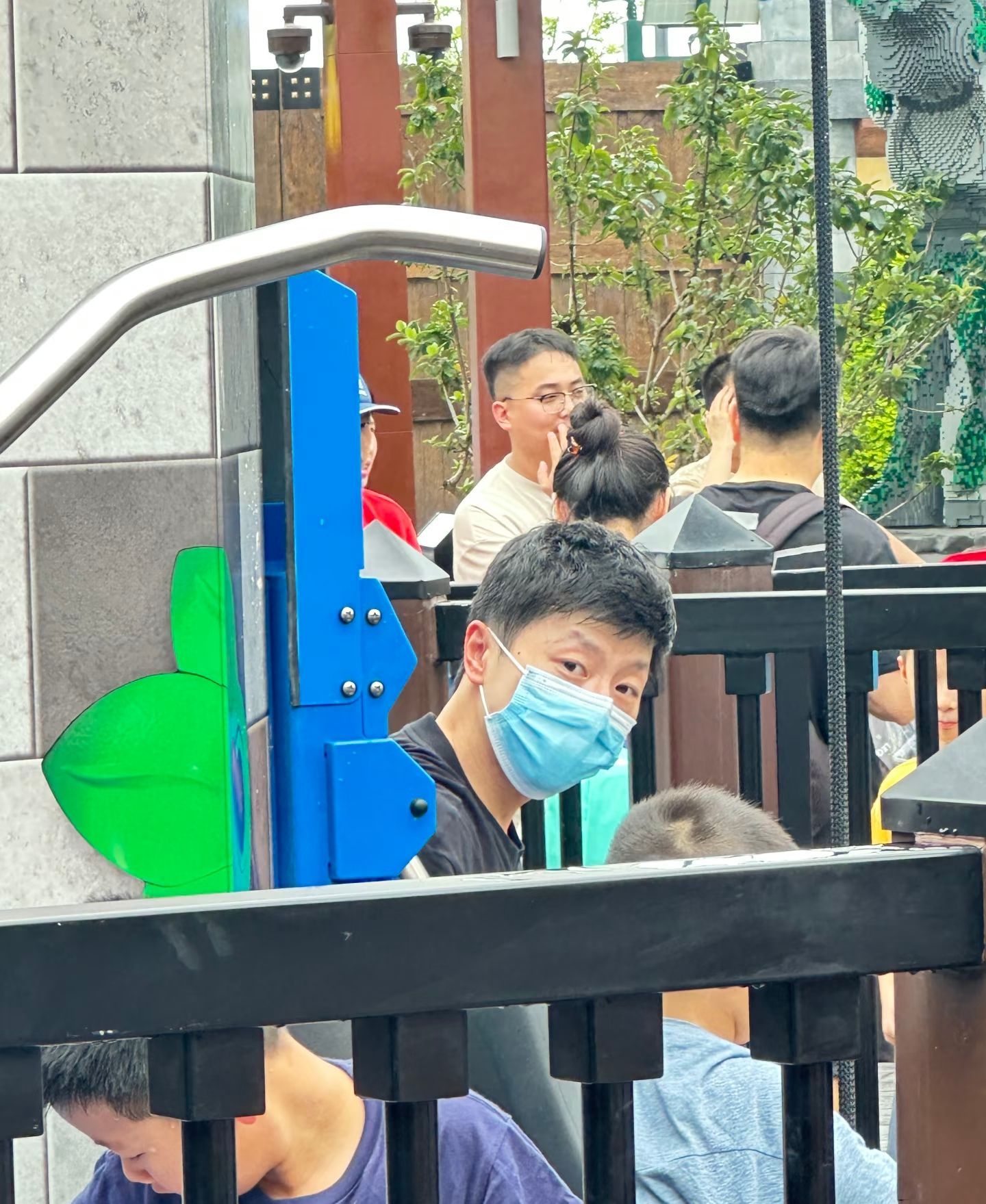 偶遇大半天了 ​​​