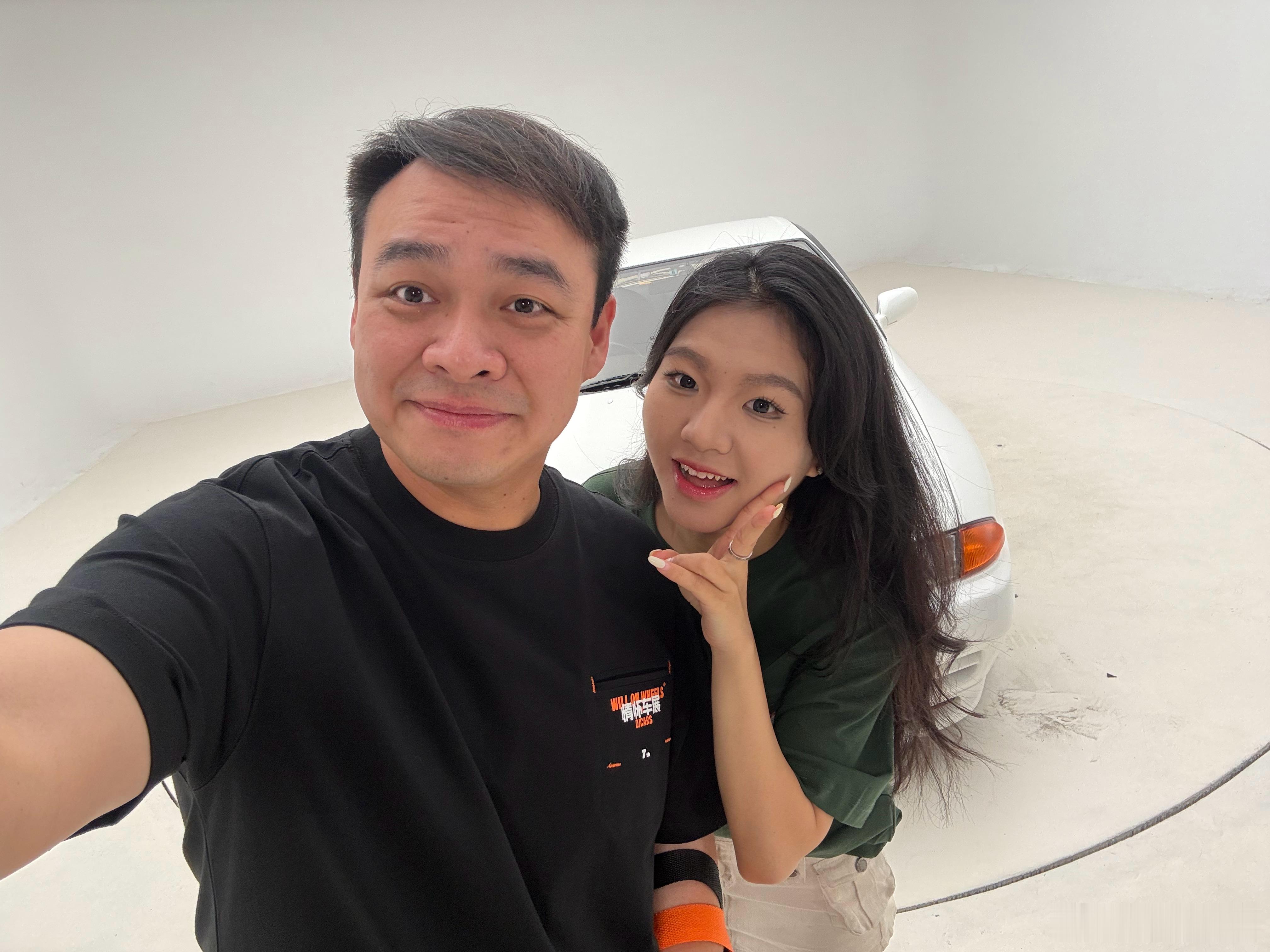 今日同张张拍情怀车新衫！ 