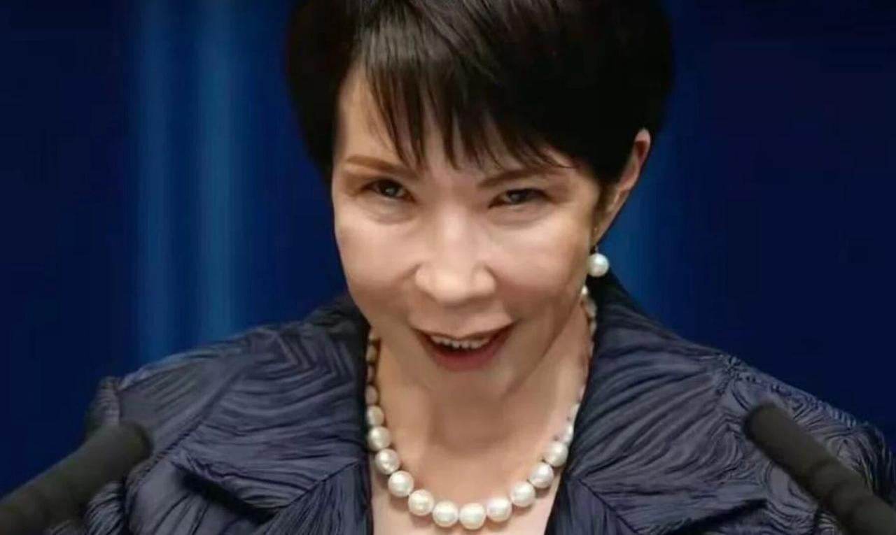     如果我们对高市早苗有些了解的话，可以明白其是一个典型的极右倾主义者，一直