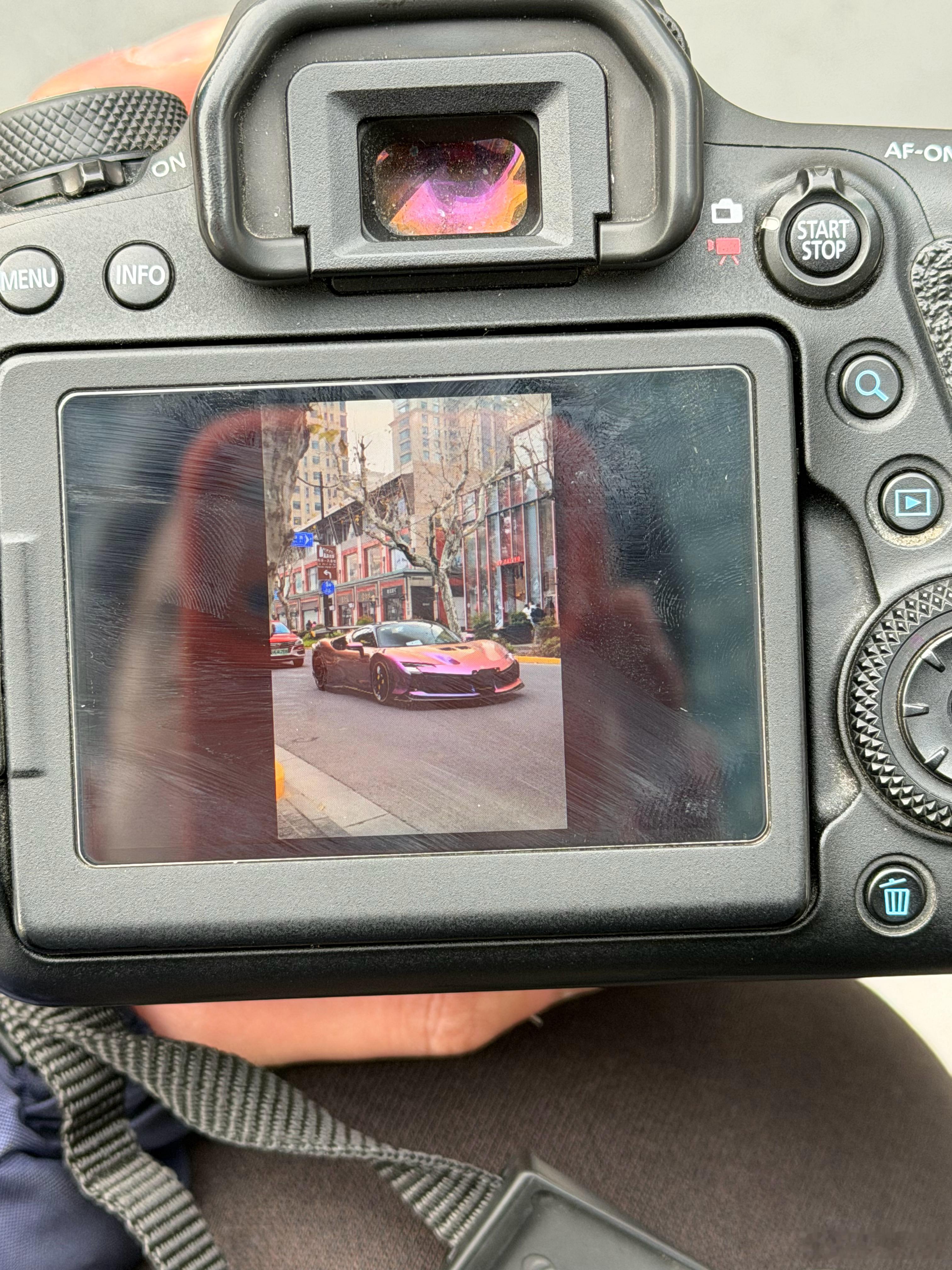 宽宽的90xx spider 来上海了 真的太帅了 变色龙的漆面法拉利dk93-