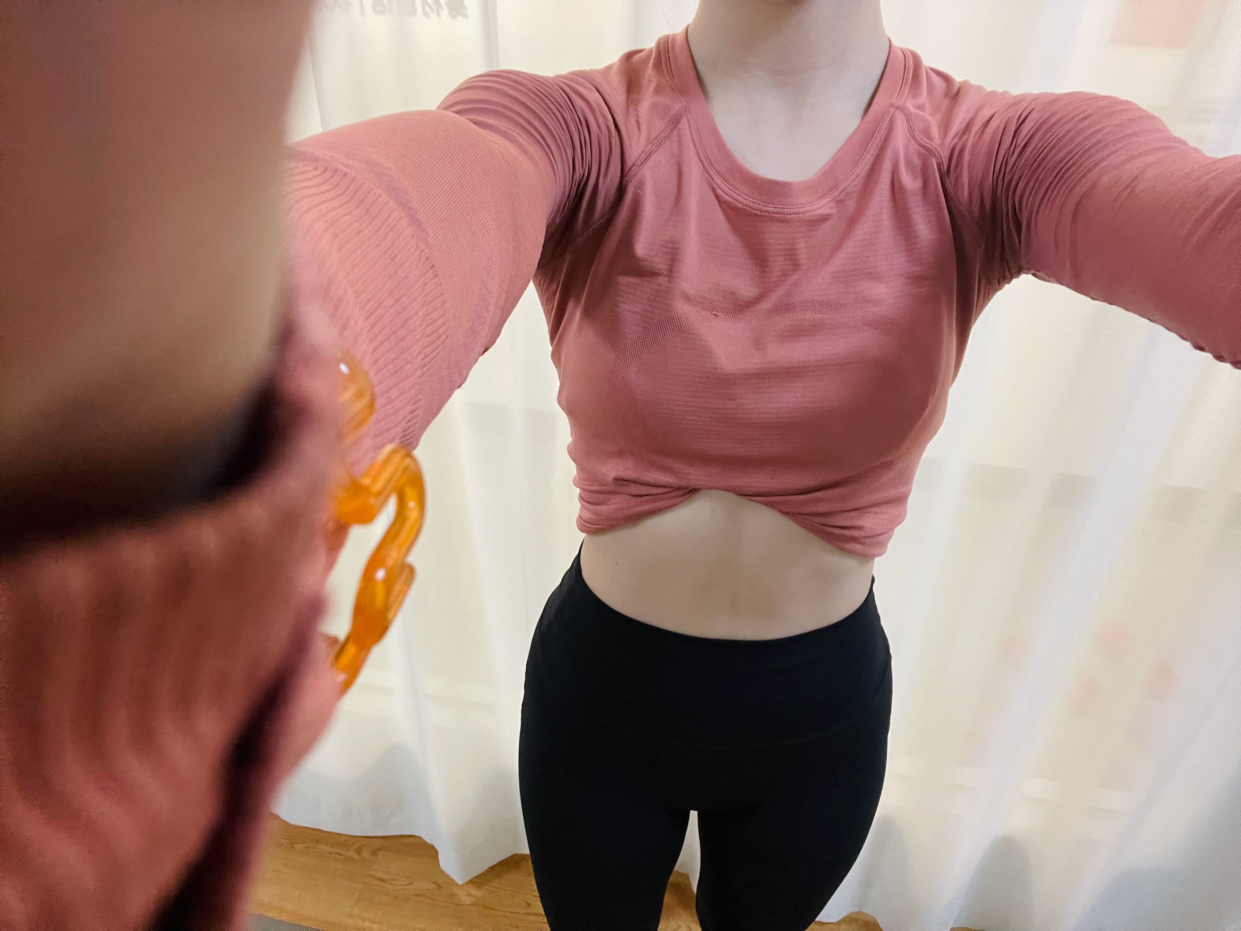 周🧩live ｜极简记练 恢复课一周三次瑜伽🧘恢复肌肉最近是 矫健的贼 穿搭