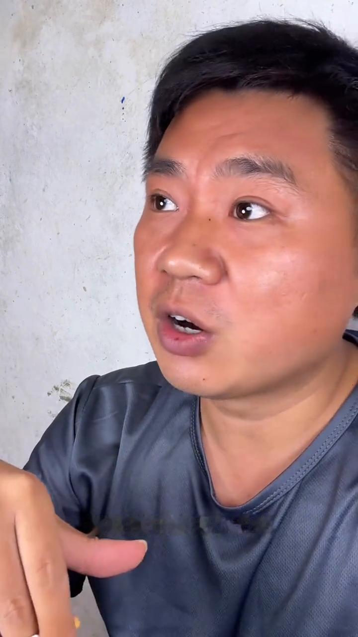 万一我的孩子被霸凌，第一次我会报警，如果有第二次，那我绝对不会让他发生第三次。在