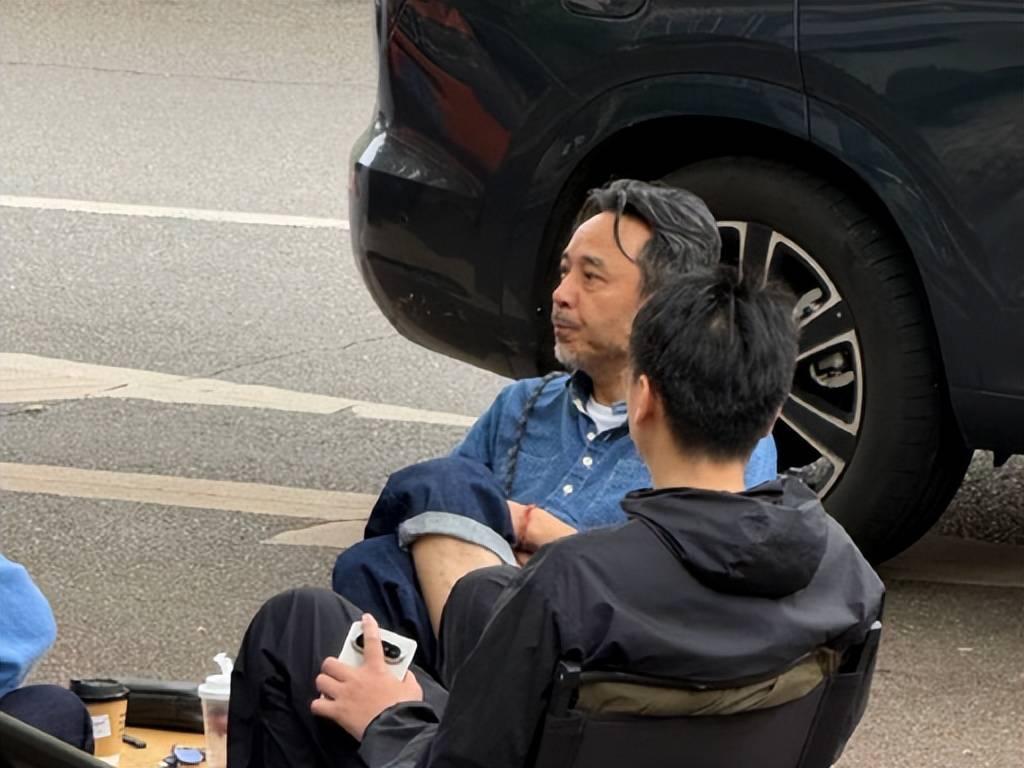 一部《监狱的妈妈》彻底看清了娱乐圈的真实近况。

本身娱乐圈就具有捆绑意思，只要