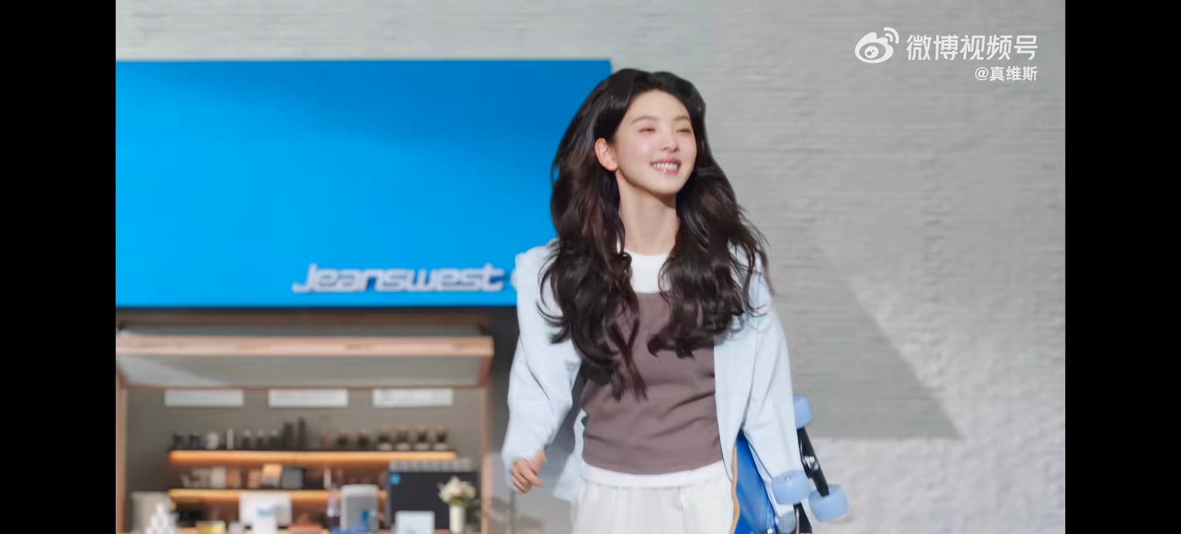 真维斯全球代言人章若楠真维斯自有主章  真维斯 × 章若楠：这才是国民品牌与代言