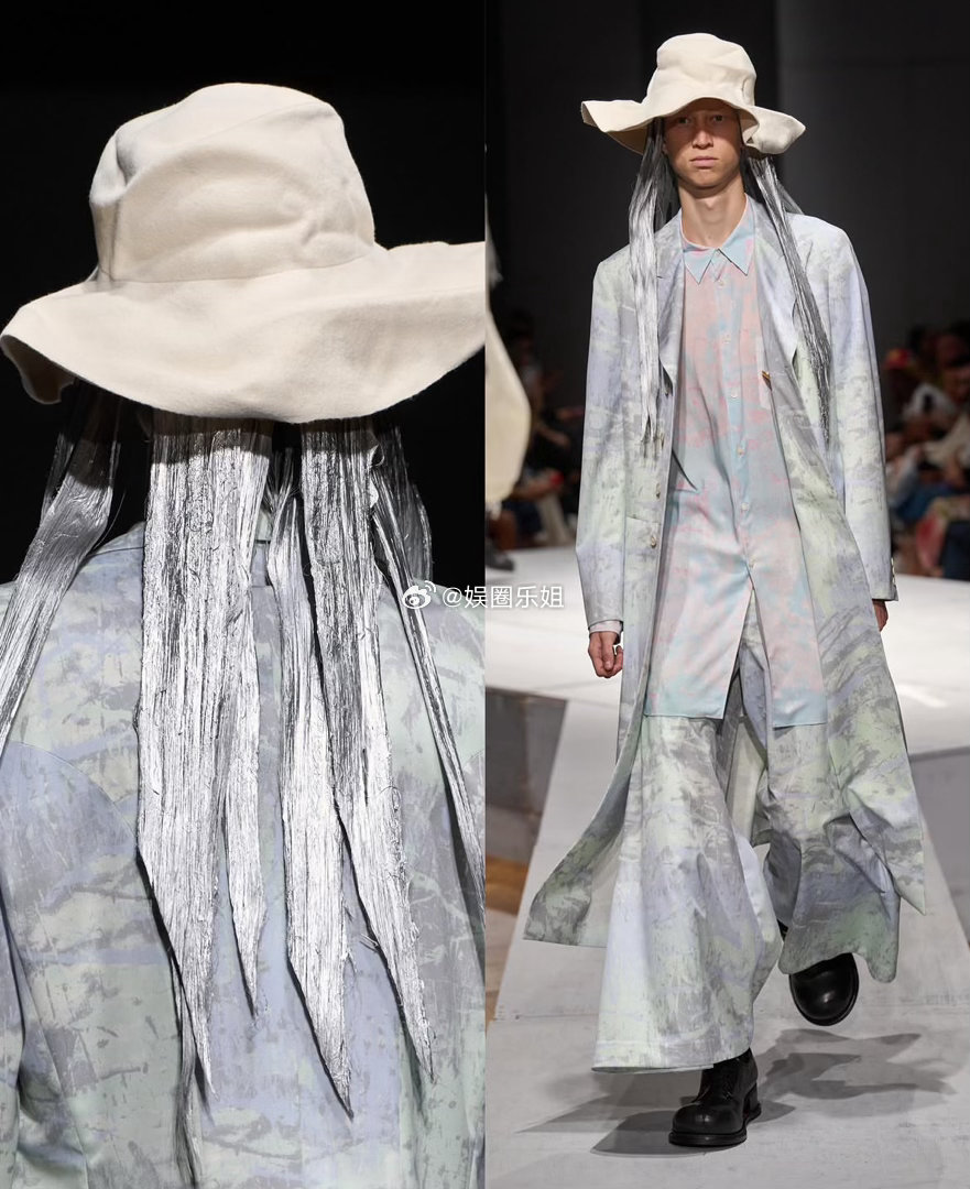 无框架重组，色彩与趣味的极致碰撞。 COMME des GARÇONS HOMM
