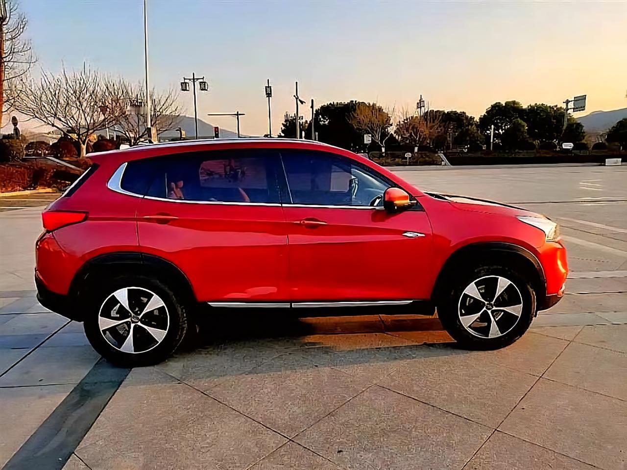 这是一台文化内涵很高的车，它就是初代奇瑞瑞虎72015年那个年代是一个怎样的汽车