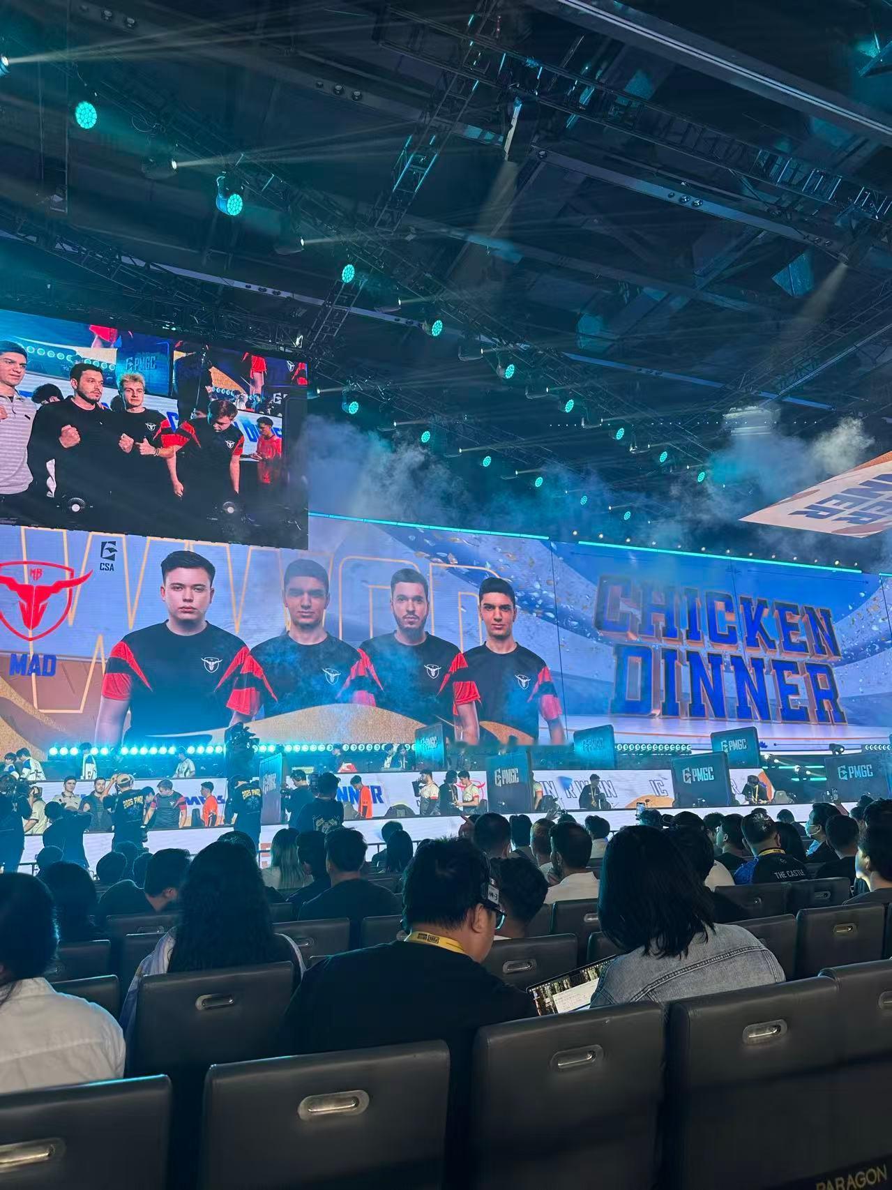 和平精英世界赛决赛揭幕战TT登场全球总决赛 【2025和平精英全球总决赛】决赛 