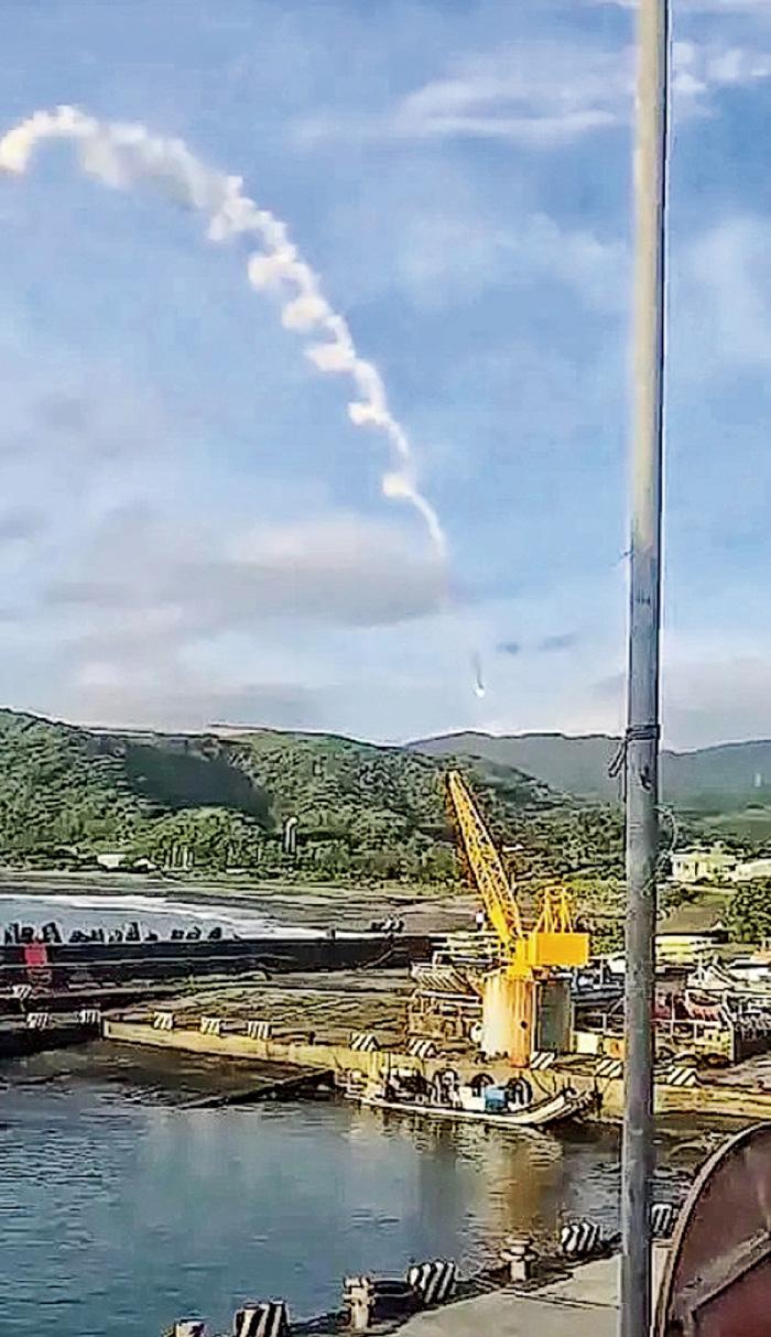 尴了个大尬！大陆火箭回收当天，台湾火箭摔了，这次又得印度背锅？

8月19日，蓝