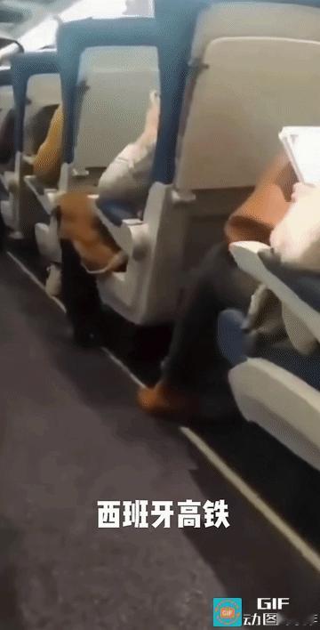 西班牙高铁实拍

可以看到西班牙高铁在行驶过程中摇晃的很厉害，这样会让乘坐的舒适